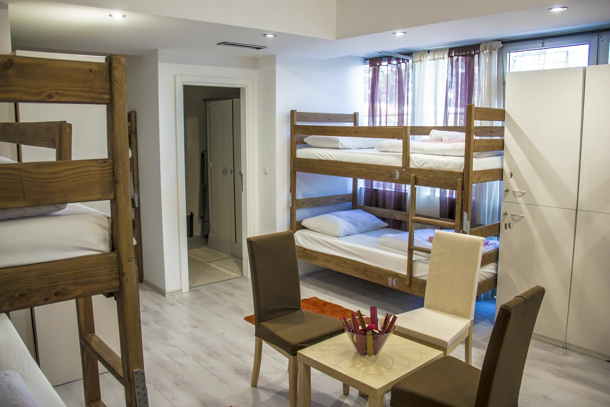 Hostel Poolside 萨格勒布 外观 照片